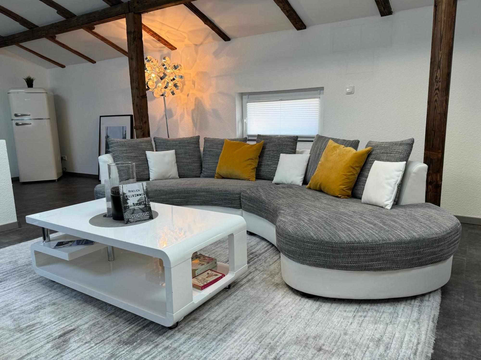 شقة Gleis 13 - The Loft Im Ehemaligen Lokschuppen Bückeburg المظهر الخارجي الصورة
